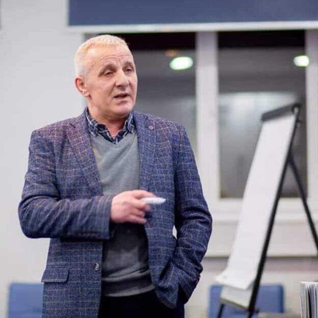 Валерий Стрильчик, автор книг - Баня для Мозгов